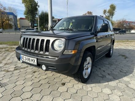 Серый Джип Патриот, объемом двигателя 2.4 л и пробегом 230 тыс. км за 9500 $, фото 1 на Automoto.ua