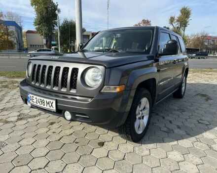 Серый Джип Патриот, объемом двигателя 2.4 л и пробегом 230 тыс. км за 9500 $, фото 1 на Automoto.ua