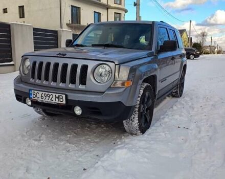 Серый Джип Патриот, объемом двигателя 2 л и пробегом 215 тыс. км за 8600 $, фото 1 на Automoto.ua