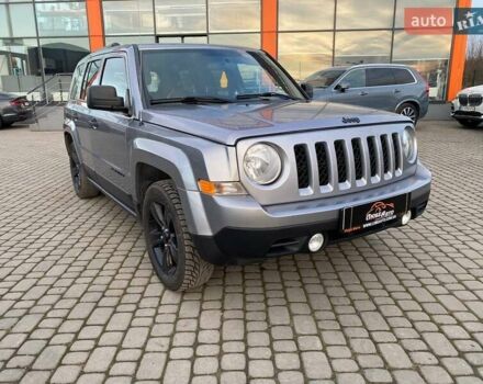 Серый Джип Патриот, объемом двигателя 2 л и пробегом 216 тыс. км за 9100 $, фото 1 на Automoto.ua