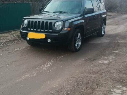 Серый Джип Патриот, объемом двигателя 2 л и пробегом 117 тыс. км за 9800 $, фото 1 на Automoto.ua