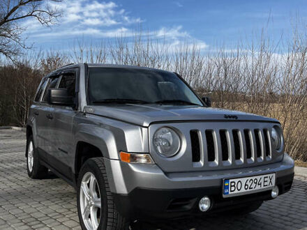 Джип Patriot 2015 у Волочиске на Automoto.ua Сірий Джип Patriot, об'ємом двигуна 2.36 л та пробігом 113 тис. км за 10200 $, фото 1 на Automoto.ua