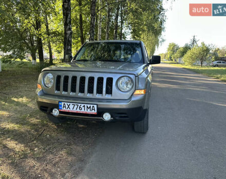 Серый Джип Патриот, объемом двигателя 2.36 л и пробегом 91 тыс. км за 13200 $, фото 1 на Automoto.ua