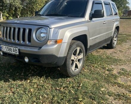 Сірий Джип Patriot, об'ємом двигуна 2.4 л та пробігом 190 тис. км за 9400 $, фото 1 на Automoto.ua