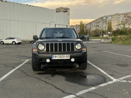 Серый Джип Патриот, объемом двигателя 2.4 л и пробегом 175 тыс. км за 10500 $, фото 1 на Automoto.ua