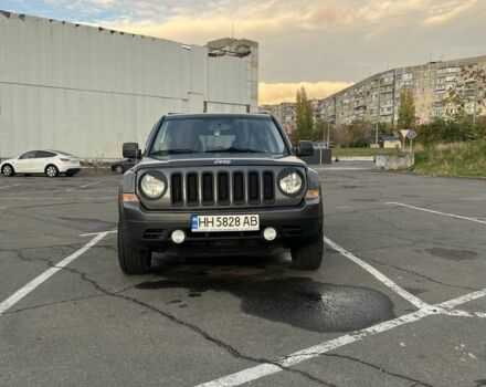 Серый Джип Патриот, объемом двигателя 2.4 л и пробегом 175 тыс. км за 10500 $, фото 1 на Automoto.ua