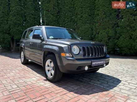 Сірий Джип Patriot, об'ємом двигуна 2.36 л та пробігом 189 тис. км за 11900 $, фото 1 на Automoto.ua