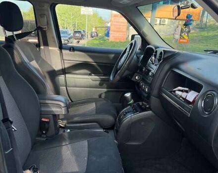 Синий Джип Патриот, объемом двигателя 2.36 л и пробегом 230 тыс. км за 7000 $, фото 3 на Automoto.ua