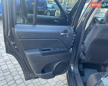 Синій Джип Patriot, об'ємом двигуна 2.36 л та пробігом 77 тис. км за 10300 $, фото 13 на Automoto.ua