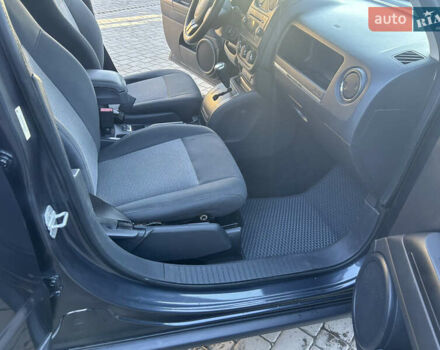 Синій Джип Patriot, об'ємом двигуна 2.36 л та пробігом 77 тис. км за 10300 $, фото 12 на Automoto.ua