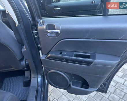 Синій Джип Patriot, об'ємом двигуна 2.36 л та пробігом 77 тис. км за 10300 $, фото 14 на Automoto.ua