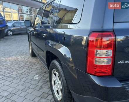 Синій Джип Patriot, об'ємом двигуна 2.36 л та пробігом 77 тис. км за 10300 $, фото 5 на Automoto.ua