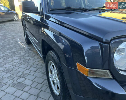 Синій Джип Patriot, об'ємом двигуна 2.36 л та пробігом 77 тис. км за 10300 $, фото 3 на Automoto.ua