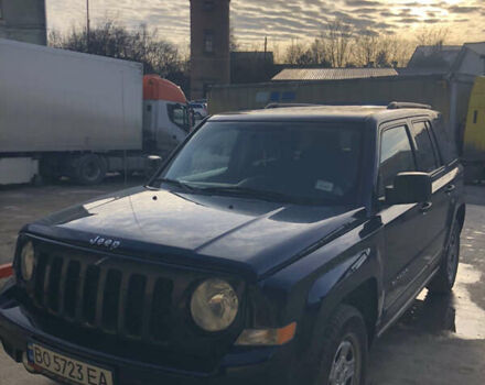 Синий Джип Патриот, объемом двигателя 2.36 л и пробегом 33 тыс. км за 12500 $, фото 1 на Automoto.ua