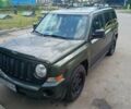 Зелений Джип Patriot, об'ємом двигуна 2.36 л та пробігом 315 тис. км за 6000 $, фото 1 на Automoto.ua