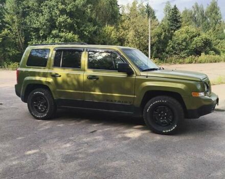 Зеленый Джип Патриот, объемом двигателя 2 л и пробегом 230 тыс. км за 9200 $, фото 2 на Automoto.ua