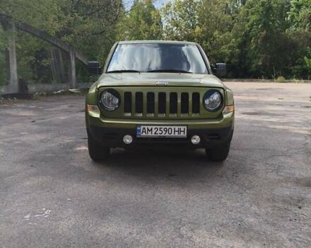 Зеленый Джип Патриот, объемом двигателя 2 л и пробегом 230 тыс. км за 9200 $, фото 5 на Automoto.ua