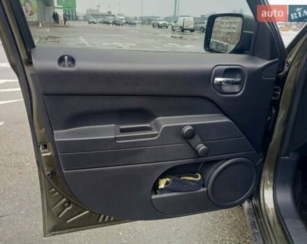 Зеленый Джип Патриот, объемом двигателя 2.4 л и пробегом 146 тыс. км за 10400 $, фото 7 на Automoto.ua