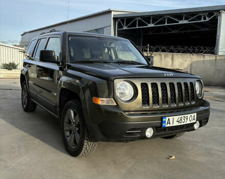 Зеленый Джип Патриот, объемом двигателя 2.36 л и пробегом 209 тыс. км за 11200 $, фото 1 на Automoto.ua