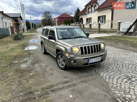 Джип Patriot 2007 у Тячеве на Automoto.ua Зелений Джип Patriot, об'ємом двигуна 2 л та пробігом 280 тис. км за 4700 $, фото 1 на Automoto.ua