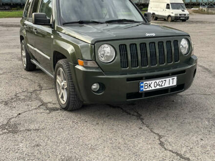 Джип Patriot 2008 у Рівному на Automoto.ua Зелений Джип Patriot, об'ємом двигуна 2.36 л та пробігом 227 тис. км за 5800 $, фото 1 на Automoto.ua