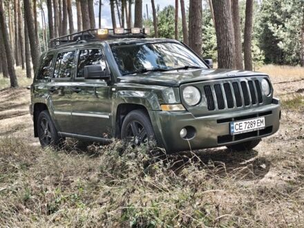 Зеленый Джип Патриот, объемом двигателя 2.4 л и пробегом 219 тыс. км за 6000 $, фото 1 на Automoto.ua