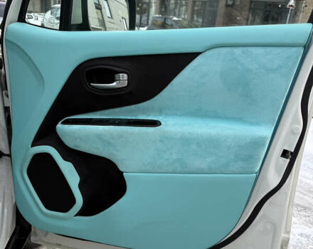 Білий Джип Ренегат, об'ємом двигуна 2.36 л та пробігом 134 тис. км за 15500 $, фото 27 на Automoto.ua