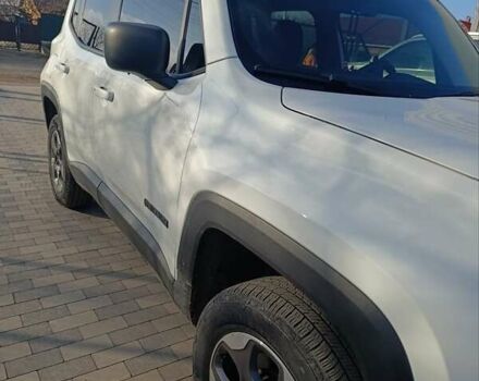 Белый Джип Ренегат, объемом двигателя 2.4 л и пробегом 147 тыс. км за 12499 $, фото 20 на Automoto.ua