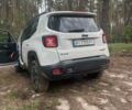 Белый Джип Ренегат, объемом двигателя 2.36 л и пробегом 178 тыс. км за 11500 $, фото 4 на Automoto.ua