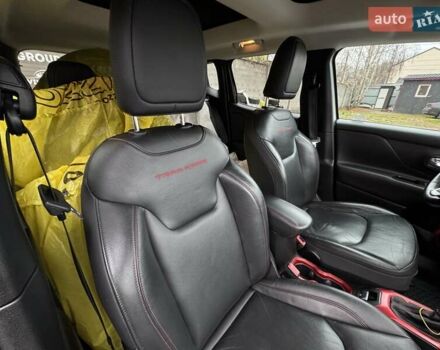 Белый Джип Ренегат, объемом двигателя 2.4 л и пробегом 120 тыс. км за 14900 $, фото 25 на Automoto.ua