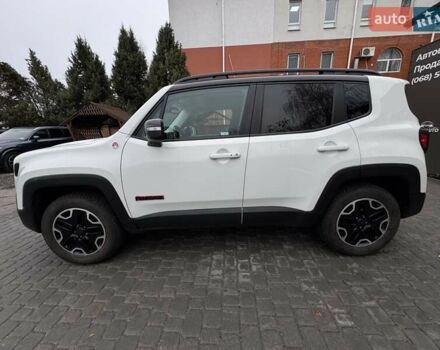 Белый Джип Ренегат, объемом двигателя 2.4 л и пробегом 120 тыс. км за 14900 $, фото 10 на Automoto.ua