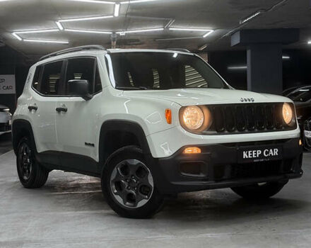 Джип Ренегат 2016 в Одессе на Automoto.ua Белый Джип Ренегат, объемом двигателя 2.36 л и пробегом 100 тыс. км за 13000 $, фото 3 на Automoto.ua