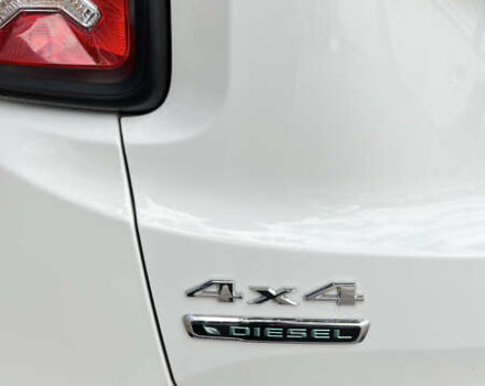 Джип Ренегат 2016 в Одессе на Automoto.ua Белый Джип Ренегат, объемом двигателя 1.96 л и пробегом 96 тыс. км за 15500 $, фото 2 на Automoto.ua