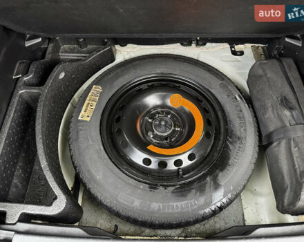 Белый Джип Ренегат, объемом двигателя 2.4 л и пробегом 158 тыс. км за 10999 $, фото 18 на Automoto.ua