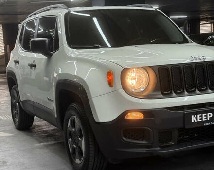 Джип Ренегат 2016 в Одессе на Automoto.ua Белый Джип Ренегат, объемом двигателя 2.36 л и пробегом 100 тыс. км за 13000 $, фото 6 на Automoto.ua