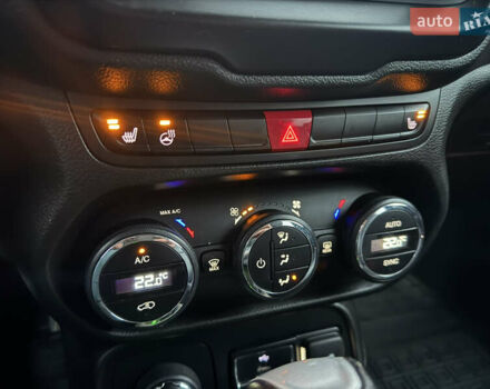 Белый Джип Ренегат, объемом двигателя 2.4 л и пробегом 128 тыс. км за 12999 $, фото 39 на Automoto.ua