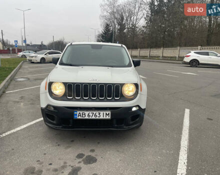 Білий Джип Ренегат, об'ємом двигуна 2.36 л та пробігом 128 тис. км за 12000 $, фото 1 на Automoto.ua