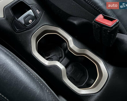 Белый Джип Ренегат, объемом двигателя 2.4 л и пробегом 128 тыс. км за 12999 $, фото 42 на Automoto.ua