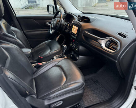 Белый Джип Ренегат, объемом двигателя 2.4 л и пробегом 128 тыс. км за 12999 $, фото 16 на Automoto.ua