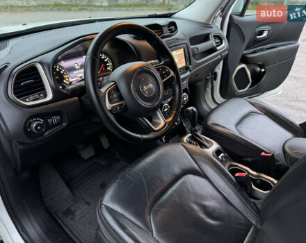 Белый Джип Ренегат, объемом двигателя 2.4 л и пробегом 128 тыс. км за 12999 $, фото 26 на Automoto.ua