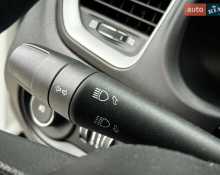 Белый Джип Ренегат, объемом двигателя 2.4 л и пробегом 158 тыс. км за 10999 $, фото 31 на Automoto.ua