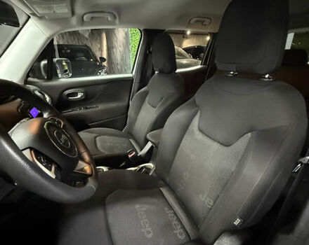 Джип Ренегат 2016 в Одессе на Automoto.ua Белый Джип Ренегат, объемом двигателя 2.36 л и пробегом 100 тыс. км за 13000 $, фото 20 на Automoto.ua