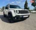 Белый Джип Ренегат, объемом двигателя 2.36 л и пробегом 177 тыс. км за 12000 $, фото 1 на Automoto.ua