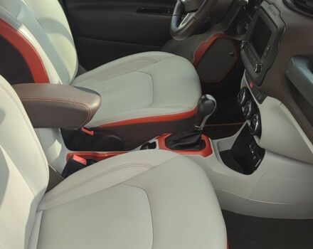 Білий Джип Ренегат, об'ємом двигуна 2.4 л та пробігом 142 тис. км за 13985 $, фото 1 на Automoto.ua