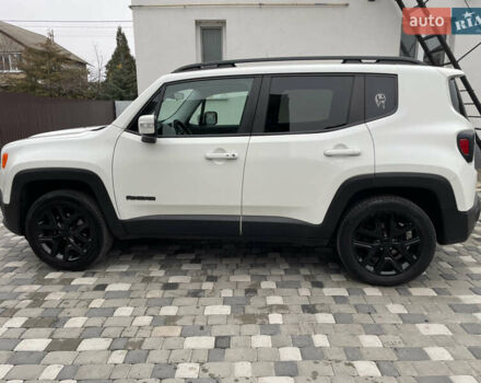 Білий Джип Ренегат, об'ємом двигуна 2.4 л та пробігом 233 тис. км за 11700 $, фото 11 на Automoto.ua