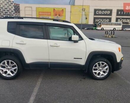 Белый Джип Ренегат, объемом двигателя 2.36 л и пробегом 147 тыс. км за 14000 $, фото 3 на Automoto.ua