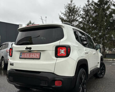 Білий Джип Ренегат, об'ємом двигуна 2.4 л та пробігом 230 тис. км за 12300 $, фото 9 на Automoto.ua