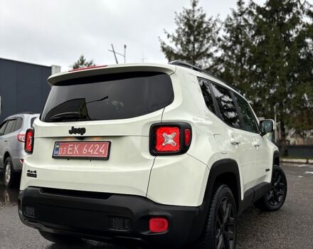 Білий Джип Ренегат, об'ємом двигуна 2.4 л та пробігом 230 тис. км за 12300 $, фото 4 на Automoto.ua