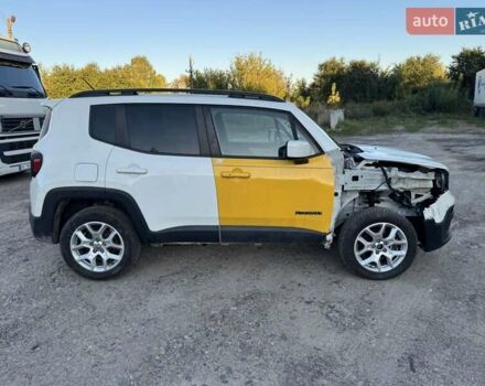 Белый Джип Ренегат, объемом двигателя 2.36 л и пробегом 155 тыс. км за 11500 $, фото 4 на Automoto.ua