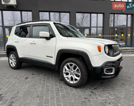 Белый Джип Ренегат, объемом двигателя 2.36 л и пробегом 112 тыс. км за 13500 $, фото 1 на Automoto.ua